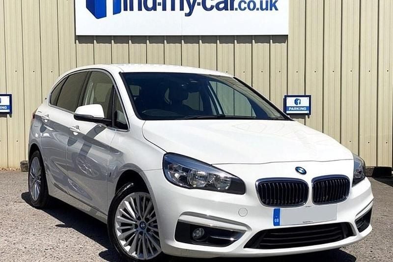 White Used 2017 BMW 225 Active Tourer Luxury Line MPV | £8,999 (Fair price) - Image 1/1