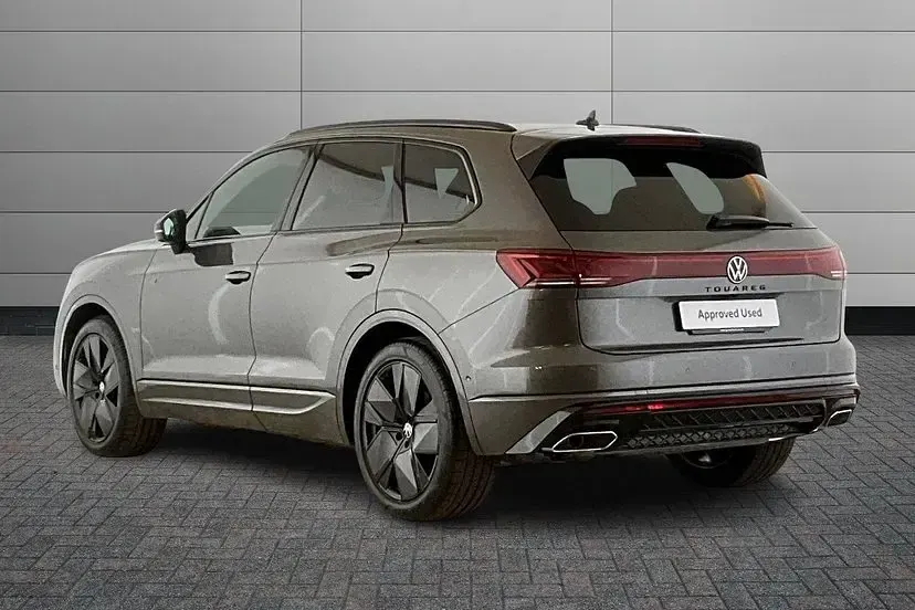New VW Touareg Edition 286 HP (210 kW) 2026 Silicon grey SUV