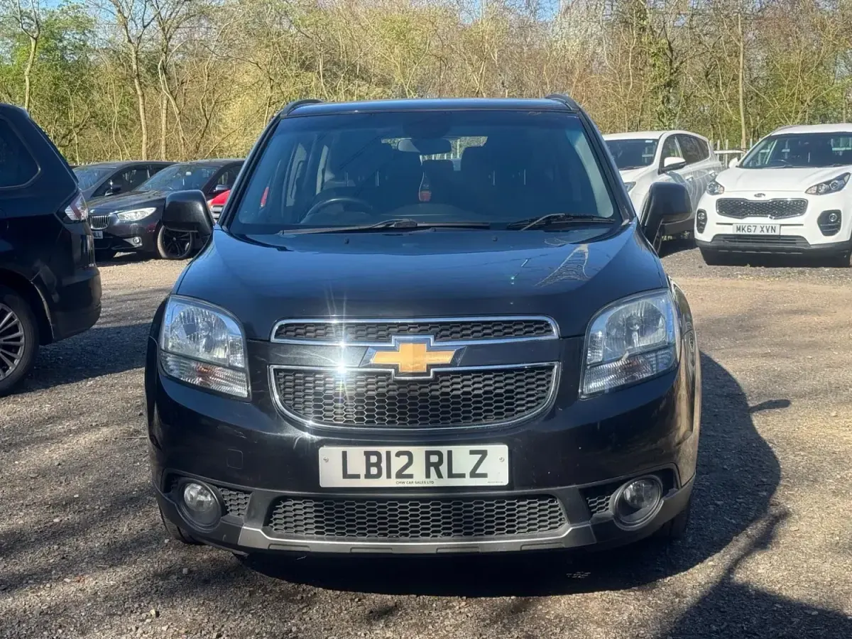 Begagnad Chevrolet Orlando LT 141 HK (103 kW) 2012 Svart Minibuss
