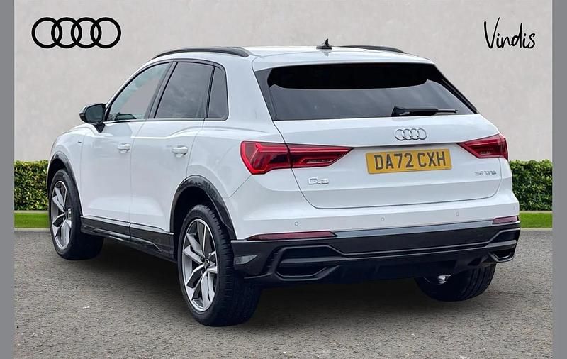 Used Audi Q3 Black Edition 147 HP (108 kW) 2022 White SUV