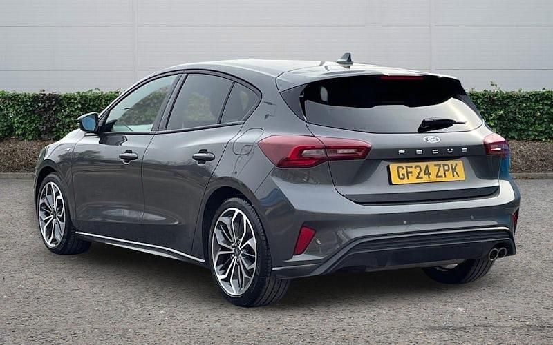 Used Ford Focus ST-Line X 155 HP (114 kW) 2024 Grey Hatchback