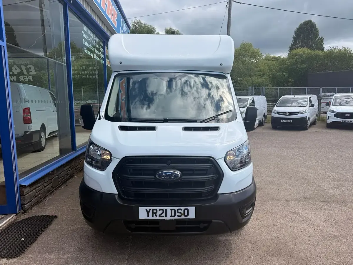 Used Ford Transit S 130 HP (95 kW) 2021 White Cabriolet