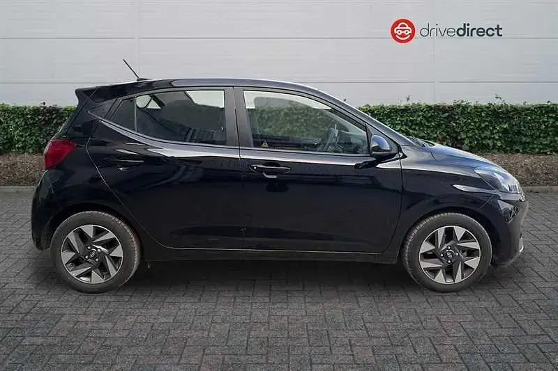 Used Hyundai i10 Advanced 2025 Black Hatchback