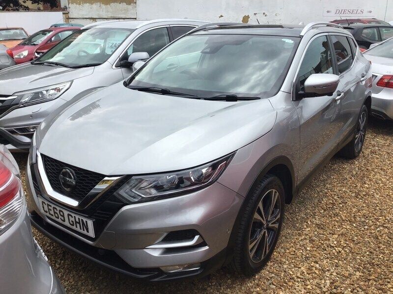 Silver Used 2020 Nissan Qashqai N-Connecta SUV | £10,995 (Super price) - Image 1/4