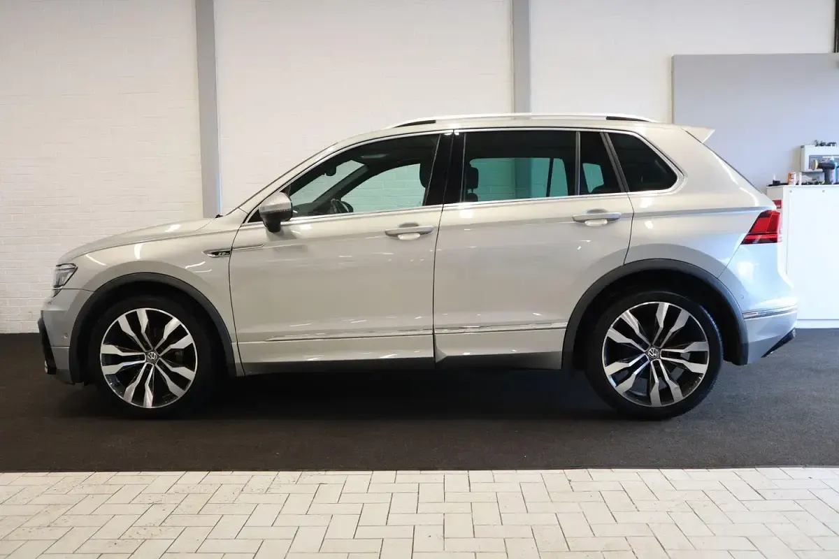 Used VW Tiguan R-line 150 HP (110 kW) 2019 Silver SUV
