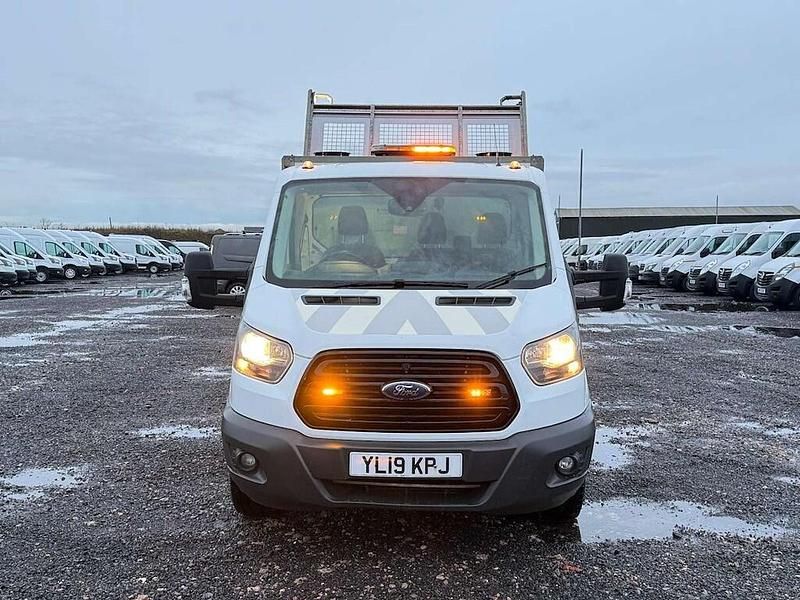 Usado Ford Transit 130 HP (95 kW) 2019 Branco Cabrios