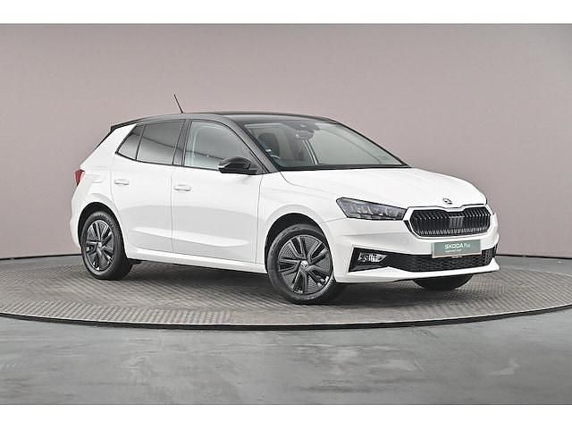 Candy white black magic pearl effect Used 2022 Skoda Fabia Colour Edition Hatchback | £14,242 (Fair price) - Image 1/4
