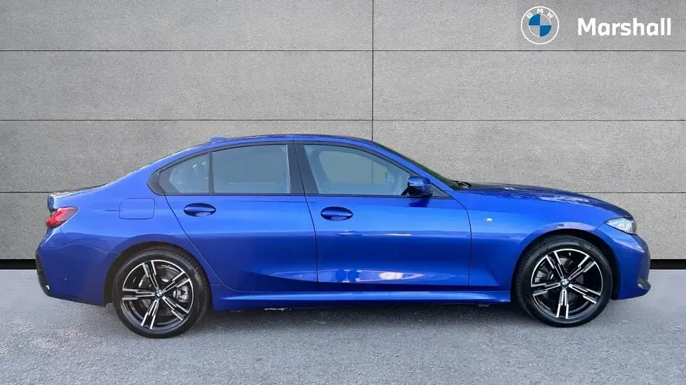 Used BMW 330e M Sport 292 HP (214 kW) 2025 Portimao blue