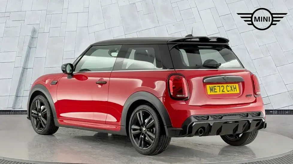 Usado Mini Cooper Hatch 134 HP (98 kW) 2022 Vermelho Citadino