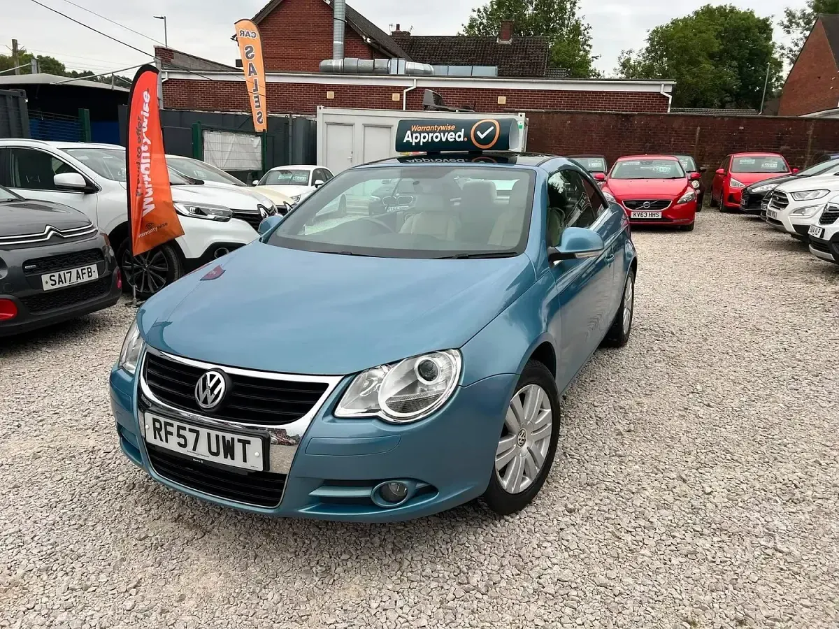 Used VW Eos 140 HP (102 kW) 2007 Blue Cabriolet