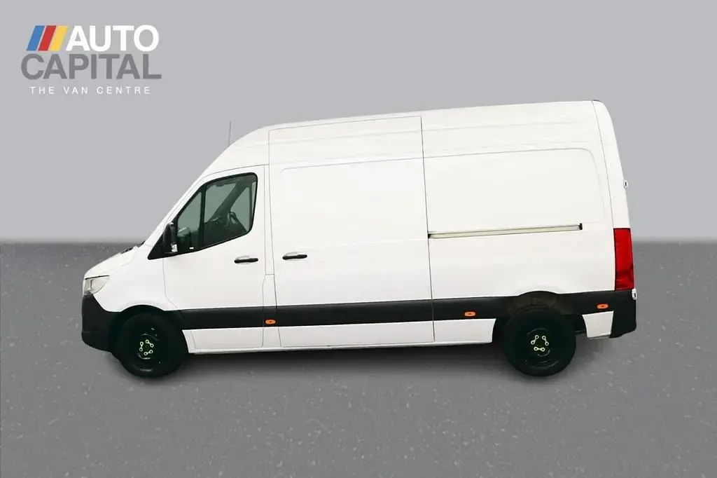 Used Mercedes Sprinter Premium 150 HP (110 kW) 2023 White Van