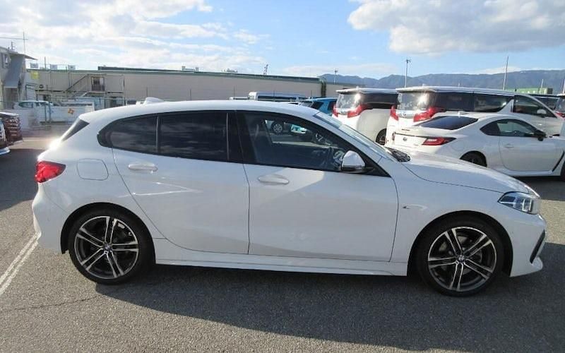 Used BMW 118 M Sport 140 HP (102 kW) 2020 White Hatchback