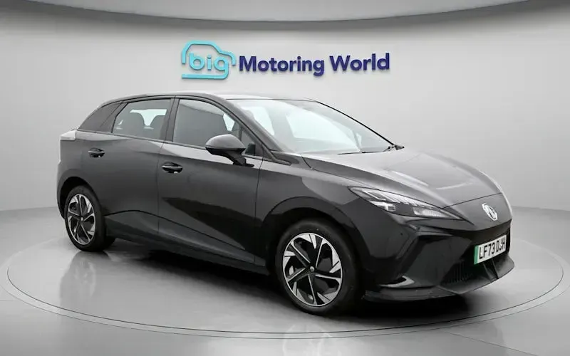 Usado MG MG4 EV SE 319 kW (435 HP) 2023 Preto Citadino