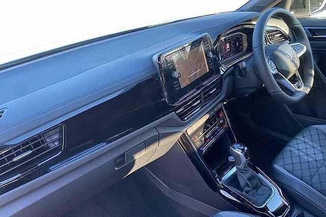 New VW T-Roc Black Edition 150 HP (110 kW) 2025 White SUV