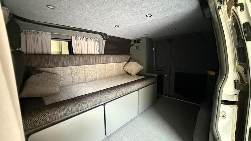 Used Ford Transit Custom S 105 HP (77 kW) 2020 White Van