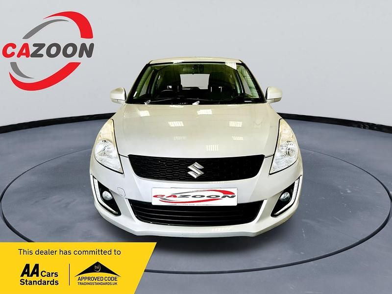 Silver Used 2015 Suzuki Swift Hatchback | £3,699 (Good price) - Image 1/4