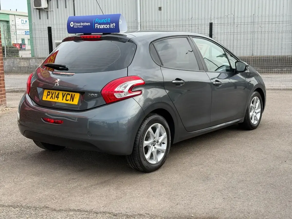 Used Peugeot 208 Active 68 HP (50 kW) 2014 Grey Hatchback