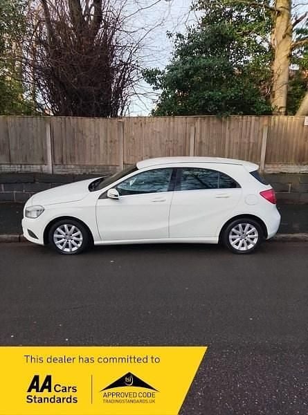 Used Mercedes A180 SE 2013 White Hatchback