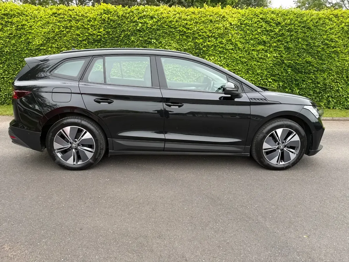 Used Skoda Enyaq iV ecoSuite 131 kW (179 HP) 2022 Black SUV
