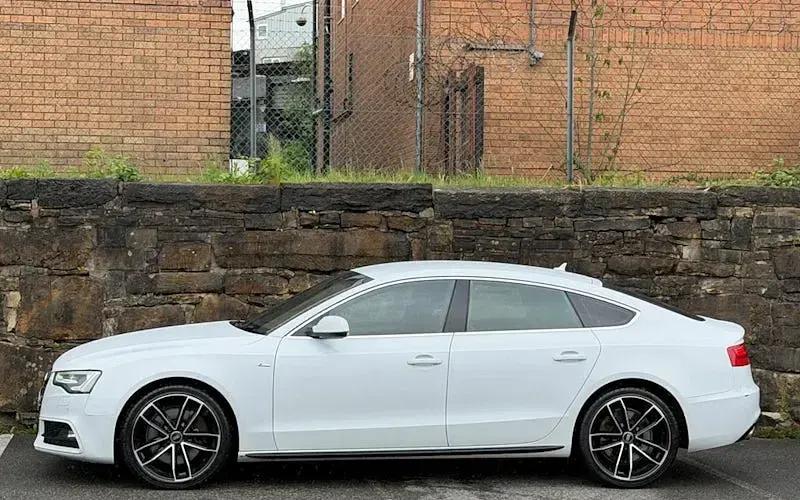 Used Audi A5 Sportback S-Line 245 HP (180 kW) 2015 White Hatchback