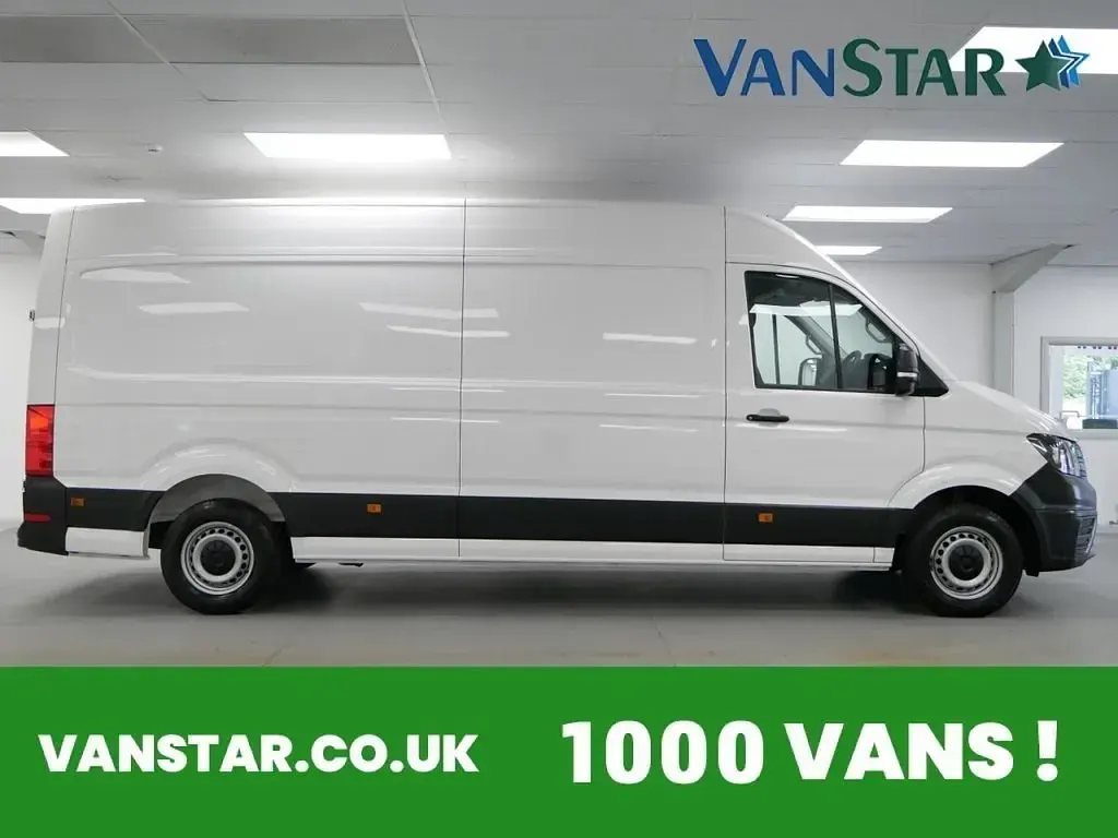 Usado VW Crafter Startline 140 HP (102 kW) 2024 Branco Van