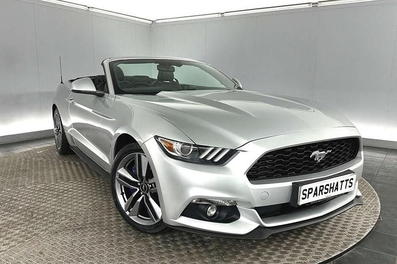 Used Ford Mustang Convertible 317 HP (233 kW) 2016 Silver Cabriolet