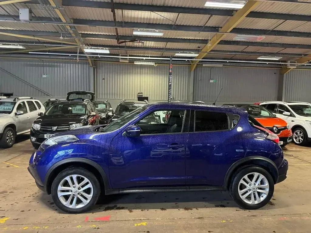 Used Nissan Juke N-Connecta 110 HP (80 kW) 2016 Blue SUV