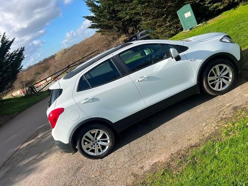 Used Vauxhall Mokka S 140 HP (102 kW) 2016 White SUV