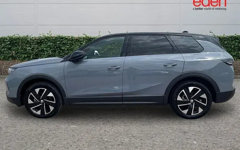 New Vauxhall Grandland X 136 HP (100 kW) 2025 Grey SUV