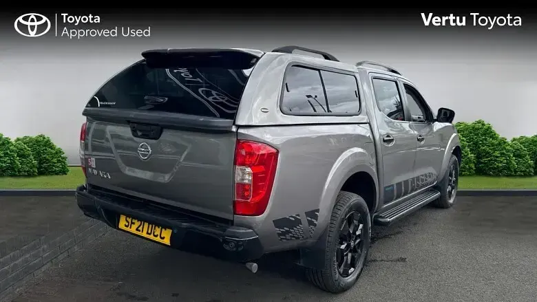 Begagnad Nissan Navara N-Guard 190 HK (139 kW) 2021 Pickup