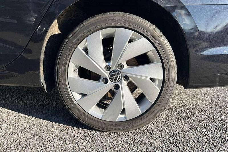 Used VW Golf VIII Style 130 HP (95 kW) 2021 Black Estate