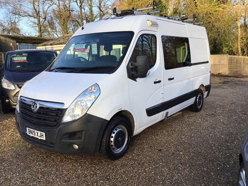 Used Vauxhall Movano 130 HP (95 kW) 2019 White MPV