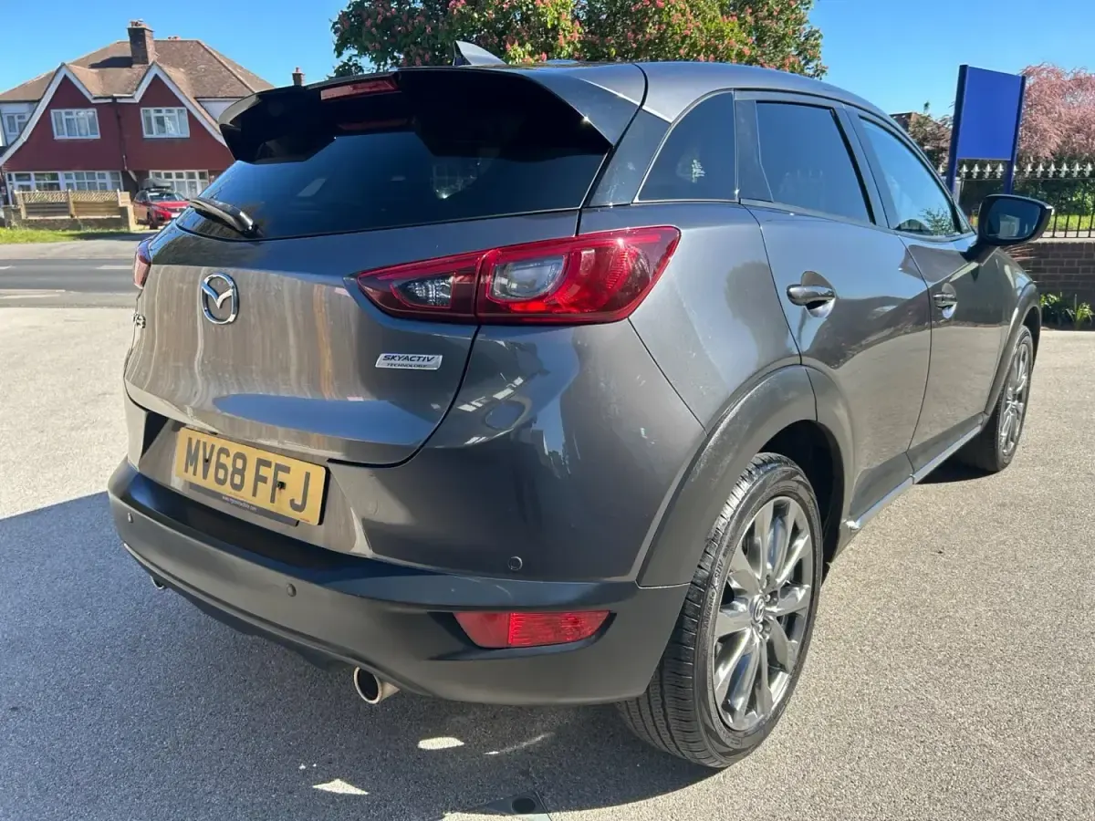 Begagnad Mazda CX-3 Inclusive 121 HK (88 kW) 2019 Grå SUV