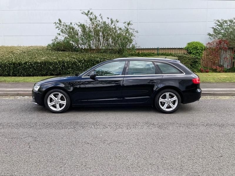 Second-hand Audi A4 163 CP (119 kW) 2014 Negru Break