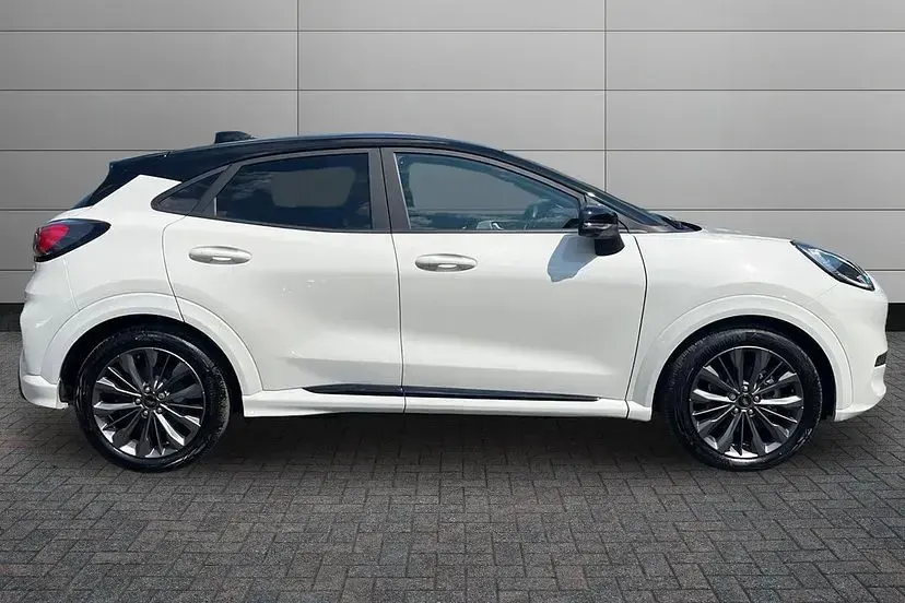 Used Ford Puma Gen-E Standard Range 122 kW (166 HP) 2025 White SUV