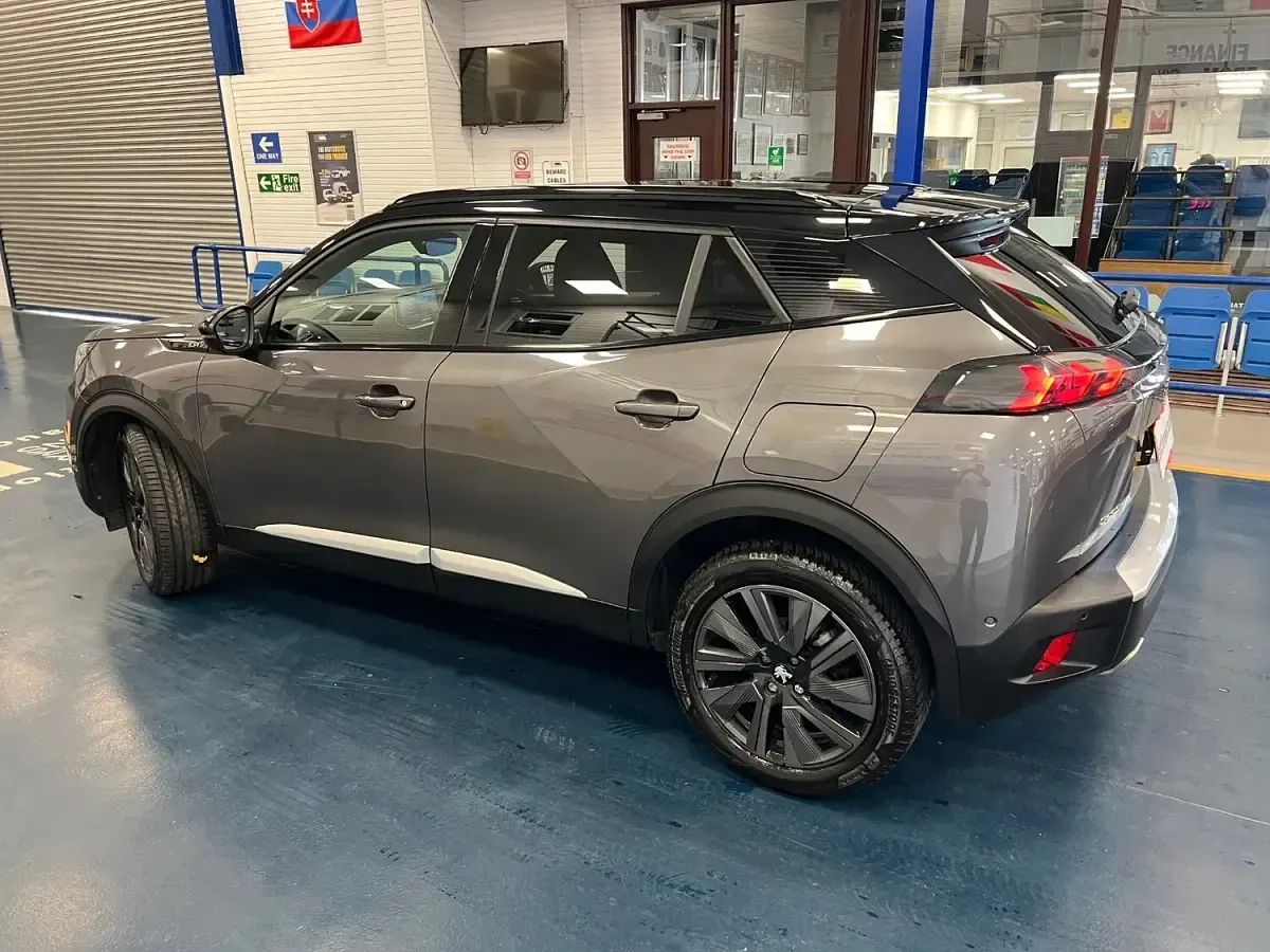Used Peugeot 2008 Premium 130 HP (95 kW) 2022 Grey SUV