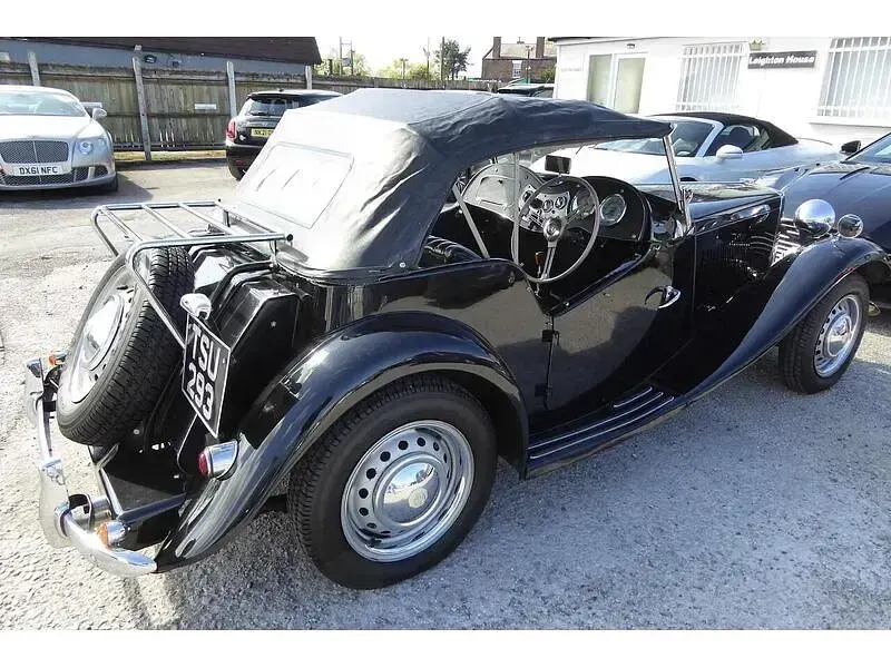 Used MG TD 1974 Black Cabriolet