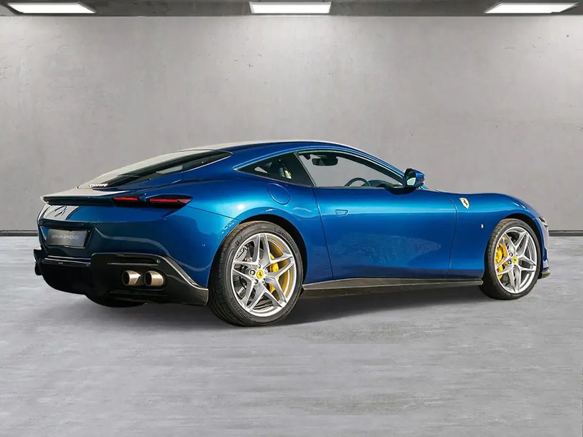 Used Ferrari Roma 620 HP (456 kW) 2023 Blue Coupe