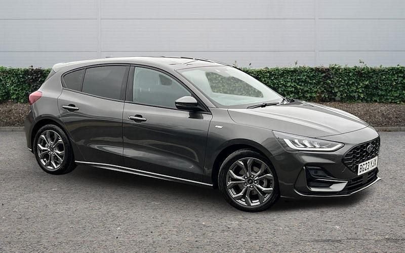 Used Ford Focus ST-Line 125 HP (91 kW) 2023 Grey Hatchback