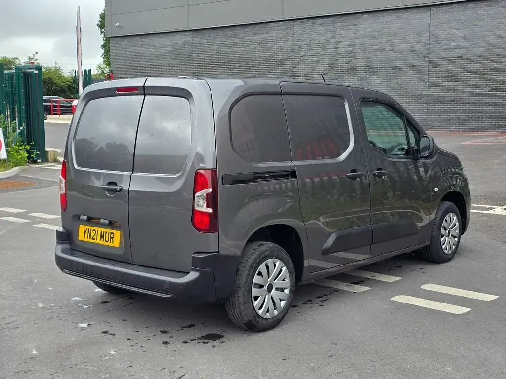 Used Toyota Proace Active 120 HP (88 kW) 2021 Grey MPV