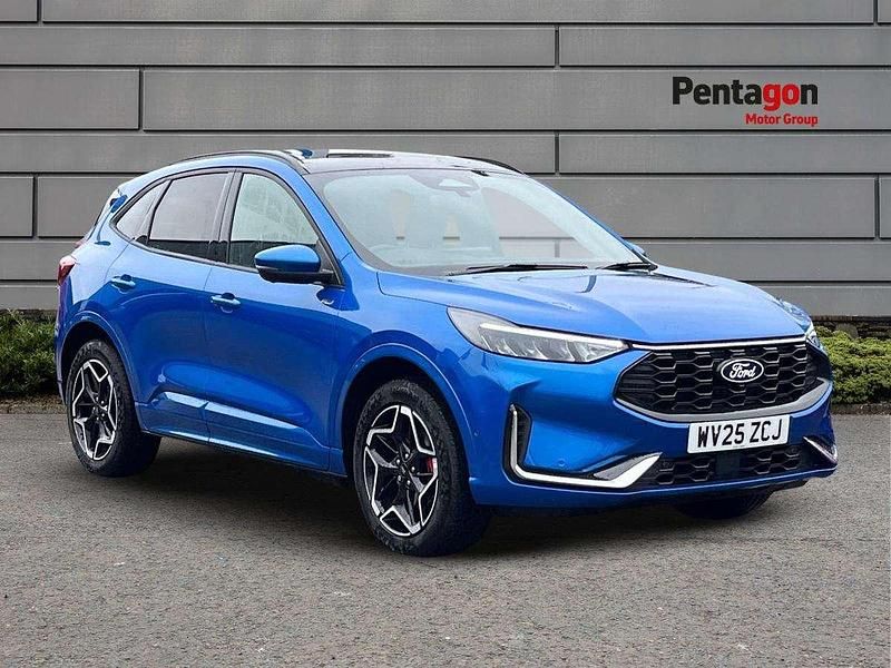 Blue Used 2025 Ford Kuga ST-Line X SUV | £28,995 (Expensive) - Image 1/4
