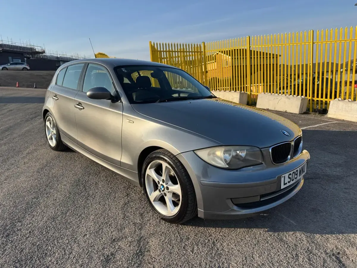 Used BMW 116 Sport Line 2009 Grey Hatchback