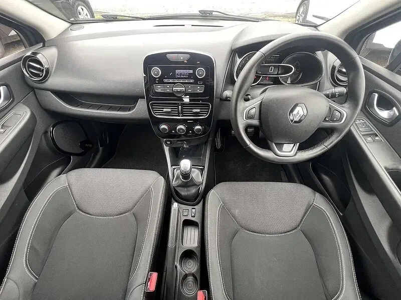 Used Renault Clio V Play 2026 Grey Hatchback