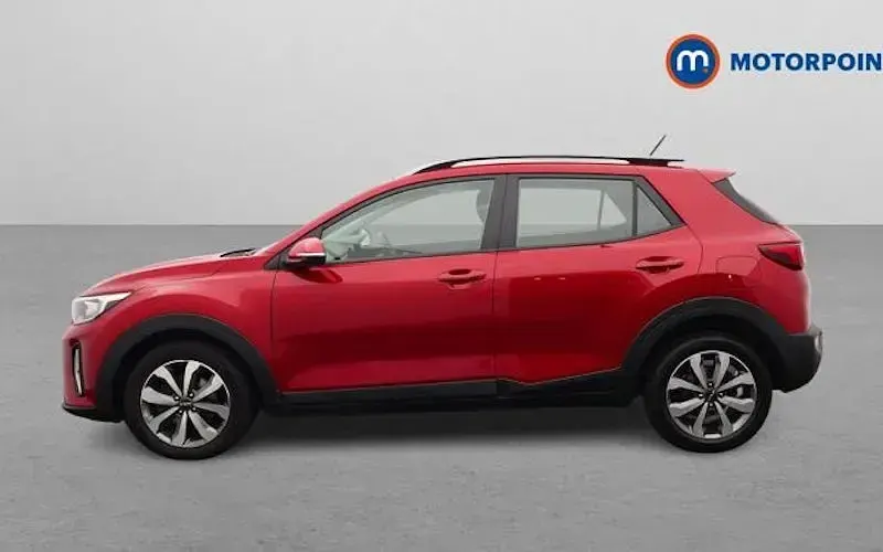 Second-hand Kia Stonic 101 CP (74 kW) 2024 SUV