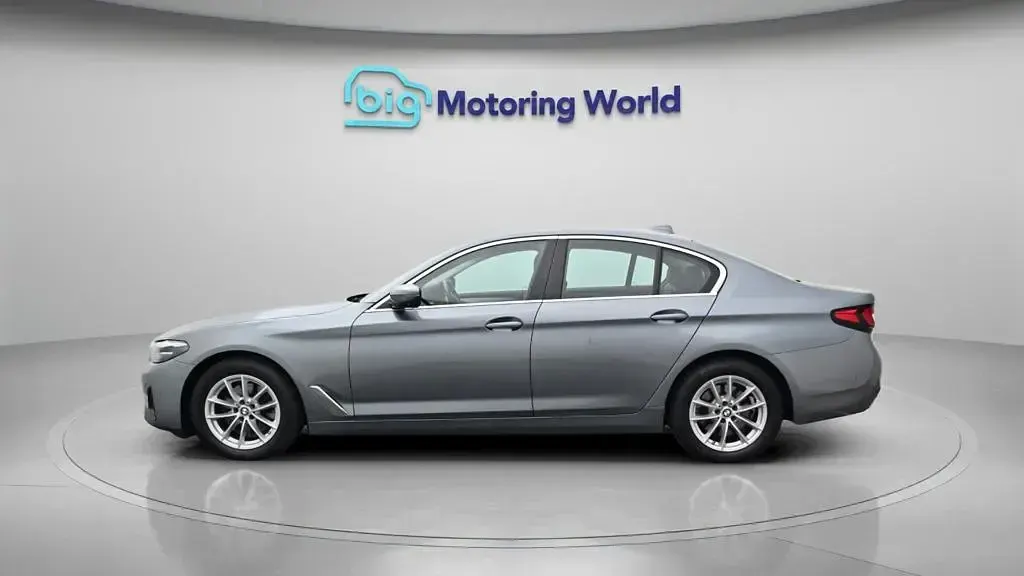 Used BMW 520 184 HP (135 kW) 2021 Blue Sedan