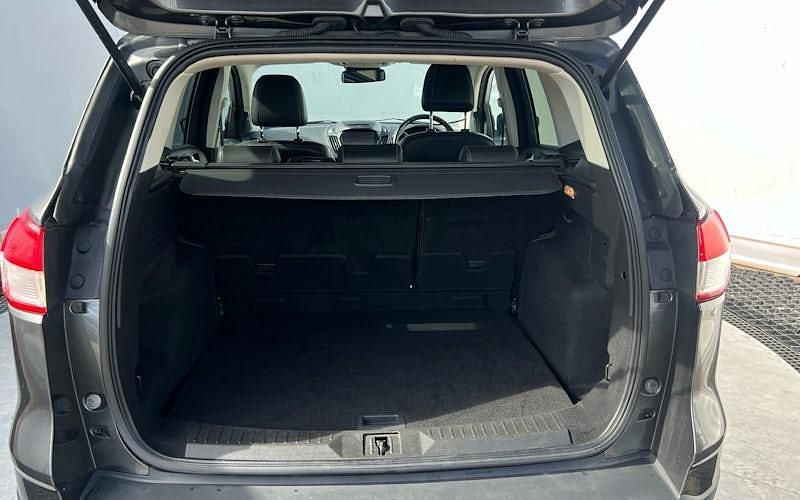 Used Ford Kuga Titanium 150 HP (110 kW) 2016 Grey SUV