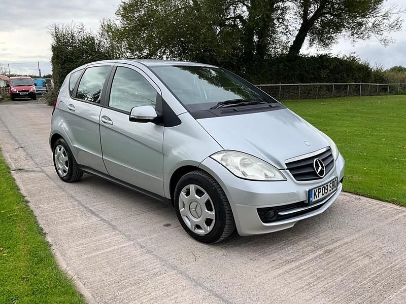 Silver Used 2009 Mercedes A180 Classic Hatchback | £995 (Super price) - Image 1/4