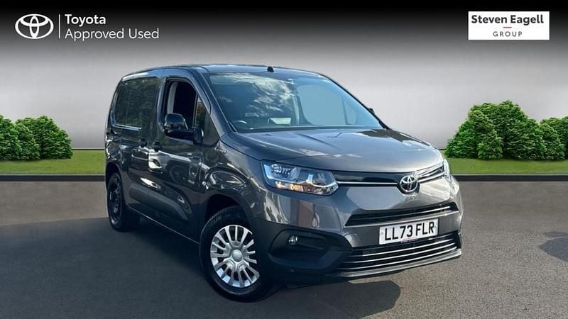 Grey Used 2023 Toyota Proace MPV | £14,708 (Fair price) - Image 1/4