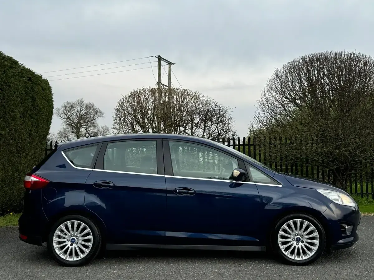 Used Ford C-MAX Titanium 125 HP (91 kW) 2013 Blue MPV