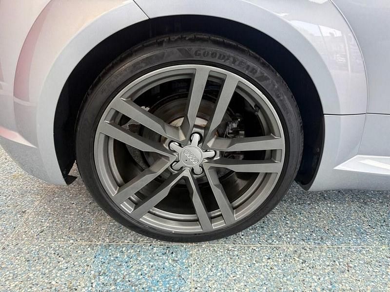 Used Audi TT S-Line 230 HP (169 kW) 2015 Silver Coupe